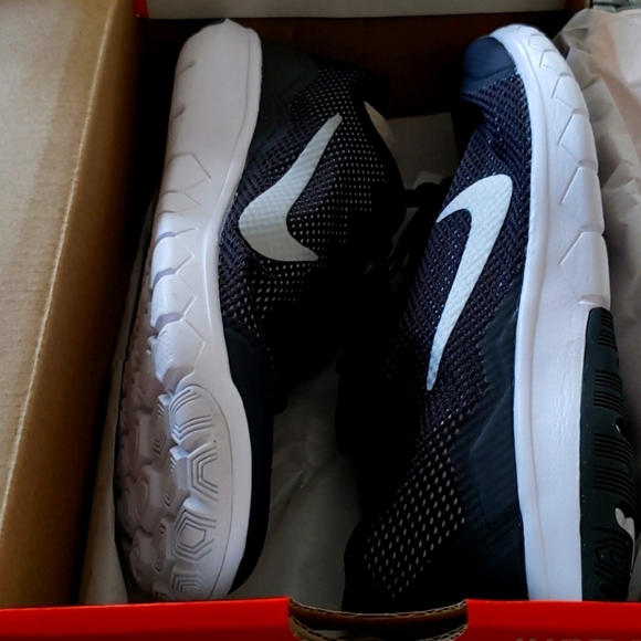 Nike Flex Experience kidsSneakers size